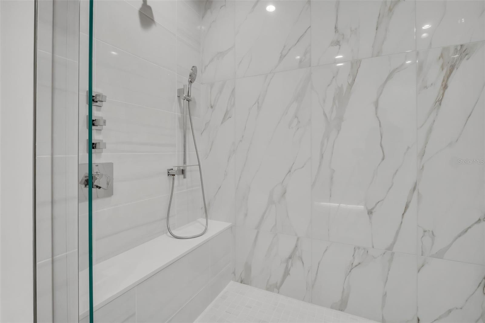 Image 31 of 77 For 400 Central Avenue 3606