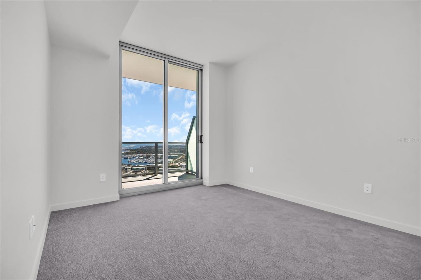 Image 34 of 77 For 400 Central Avenue 3606