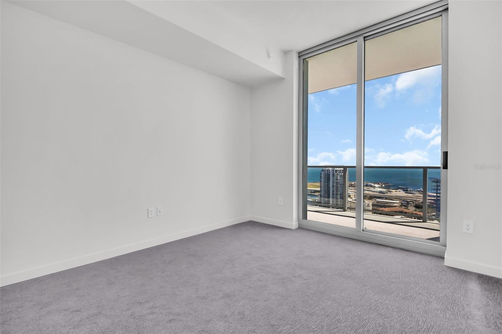 Image 35 of 77 For 400 Central Avenue 3606