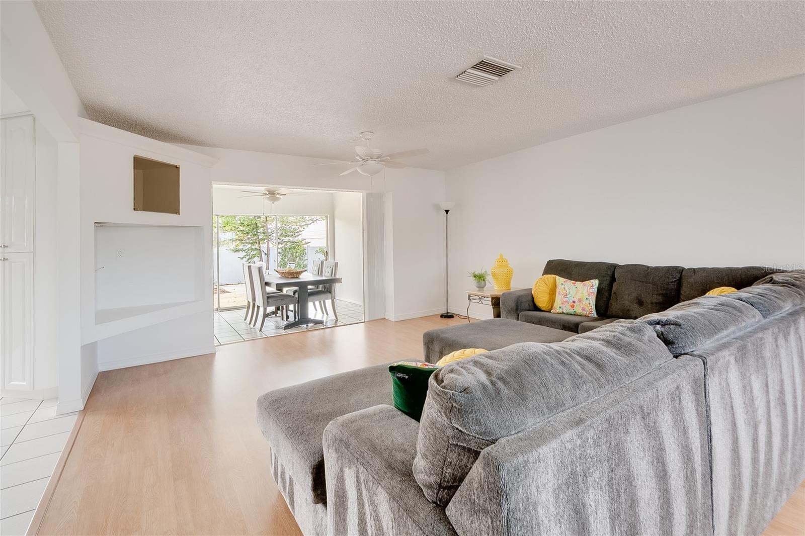 Image 3 of 38 For 13840 94th Avenue