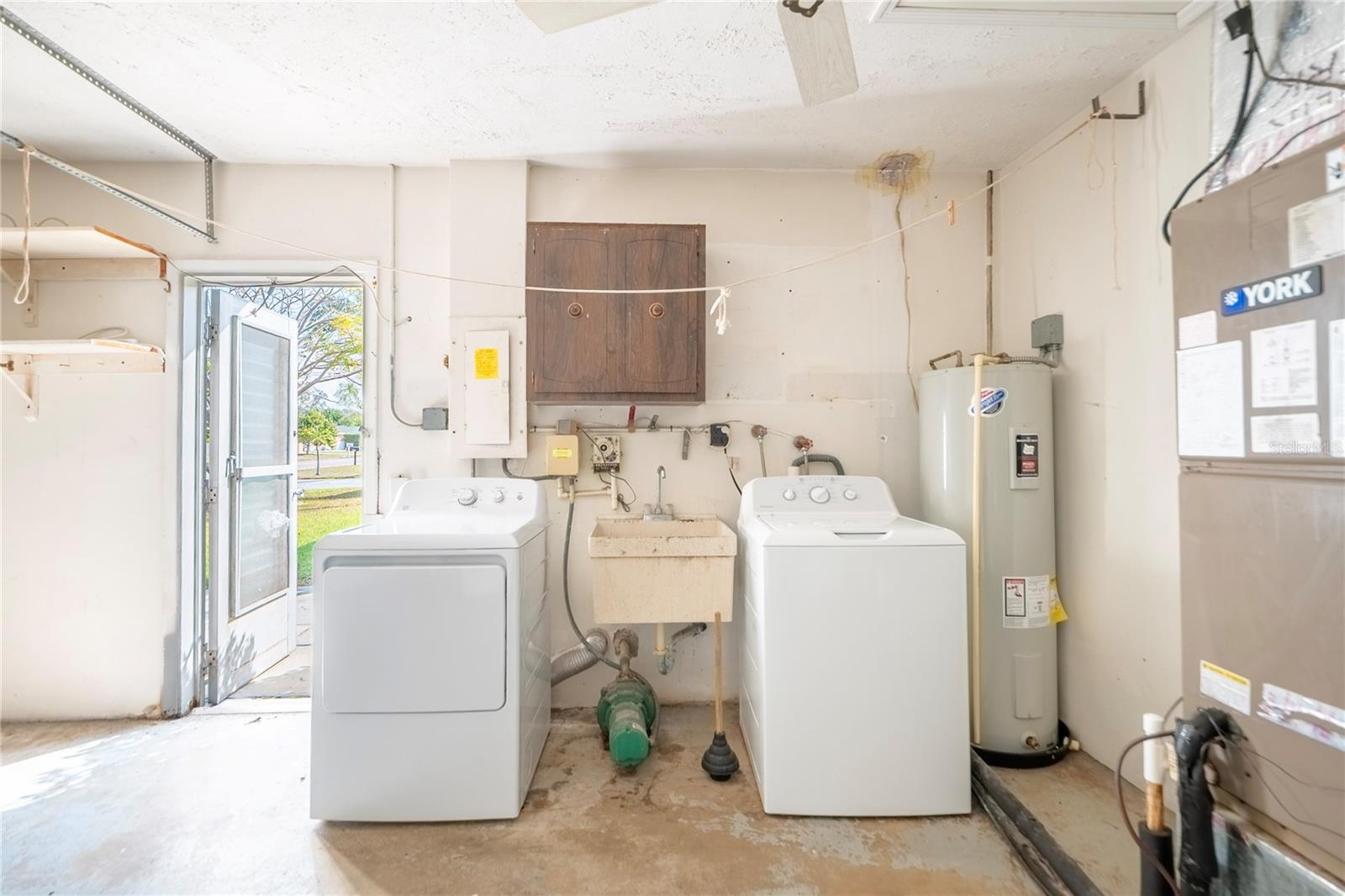 Image 33 of 38 For 13840 94th Avenue