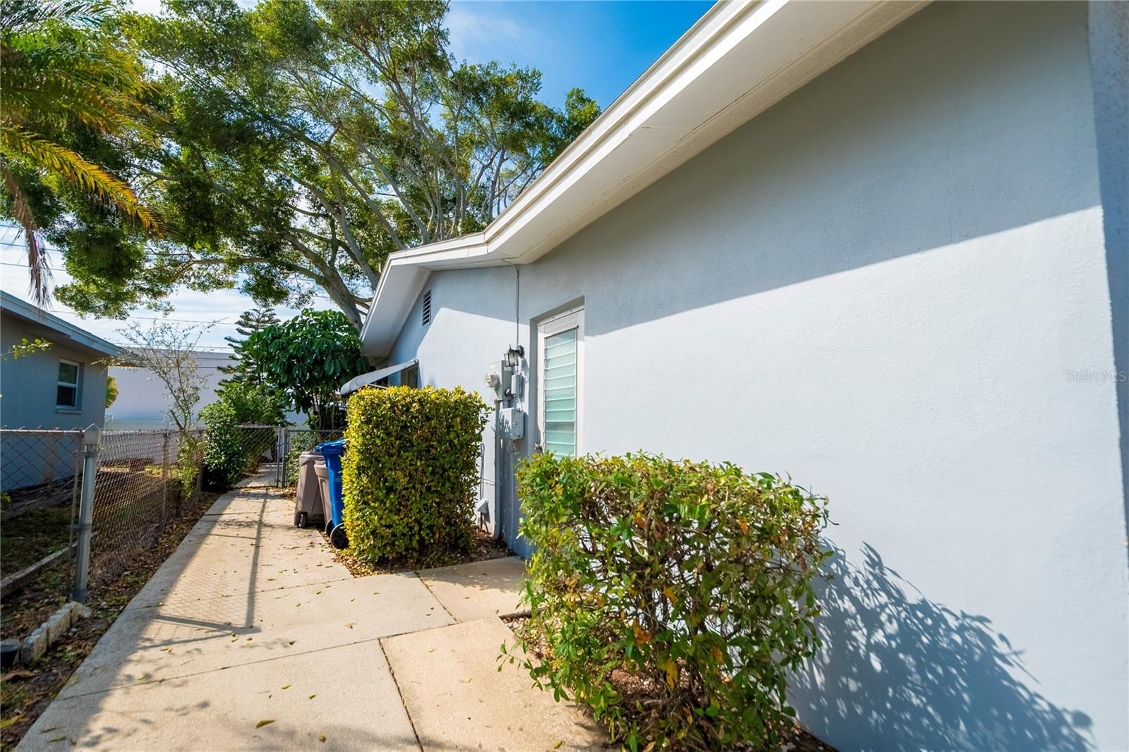 Image 35 of 38 For 13840 94th Avenue