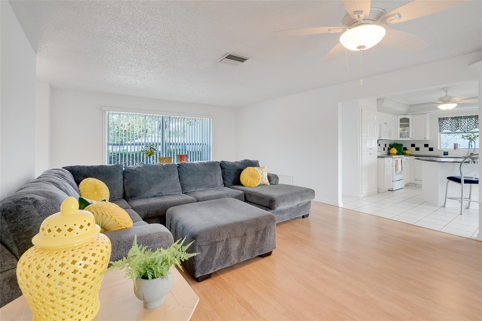 Image 4 of 38 For 13840 94th Avenue