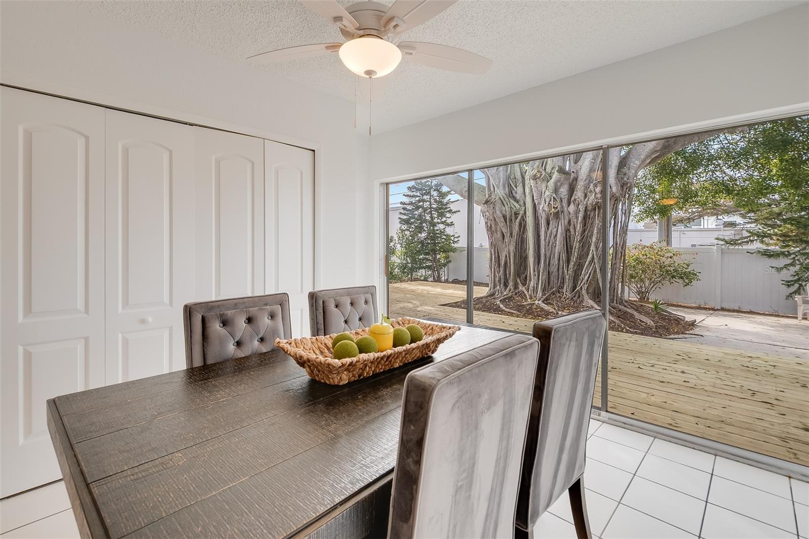 Image 7 of 38 For 13840 94th Avenue