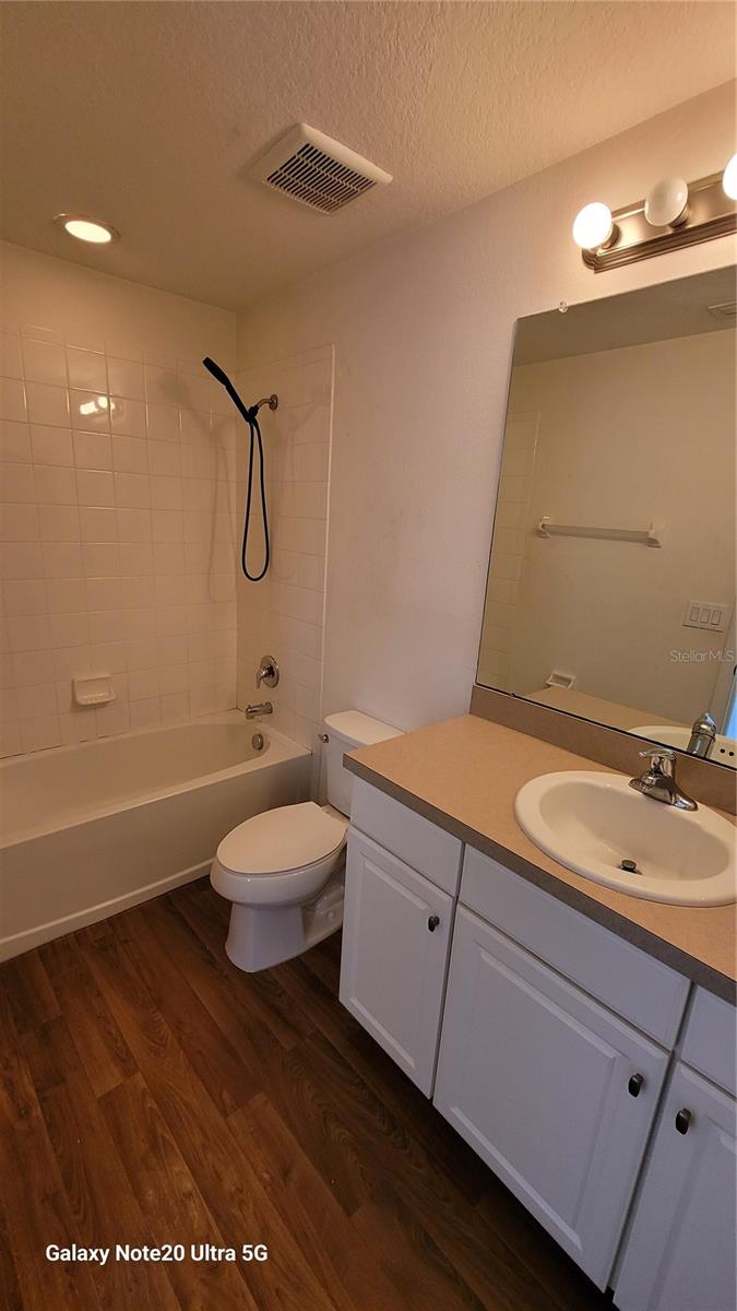 Image 7 of 13 For 8810 Walnut Gable Court