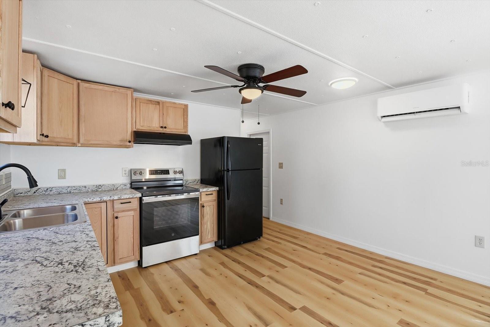 Image 14 of 43 For 7227 Finale Point