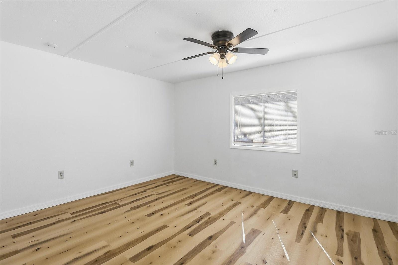 Image 17 of 43 For 7227 Finale Point