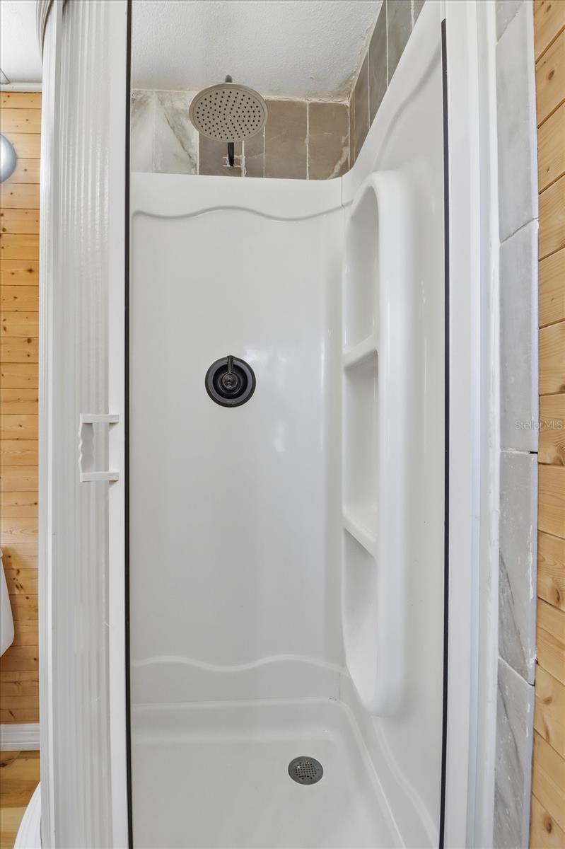 Image 23 of 43 For 7227 Finale Point