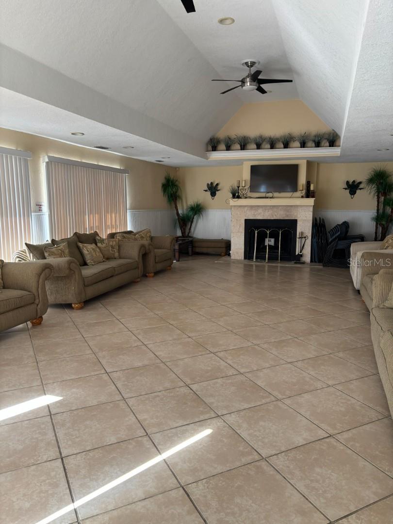 Image 23 of 27 For 455 Alt 19 S 94