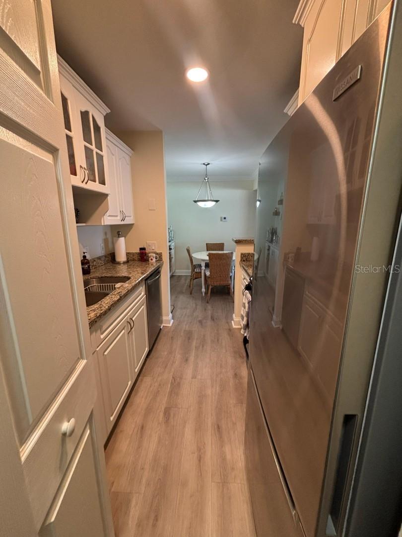 Image 9 of 27 For 455 Alt 19 S 94