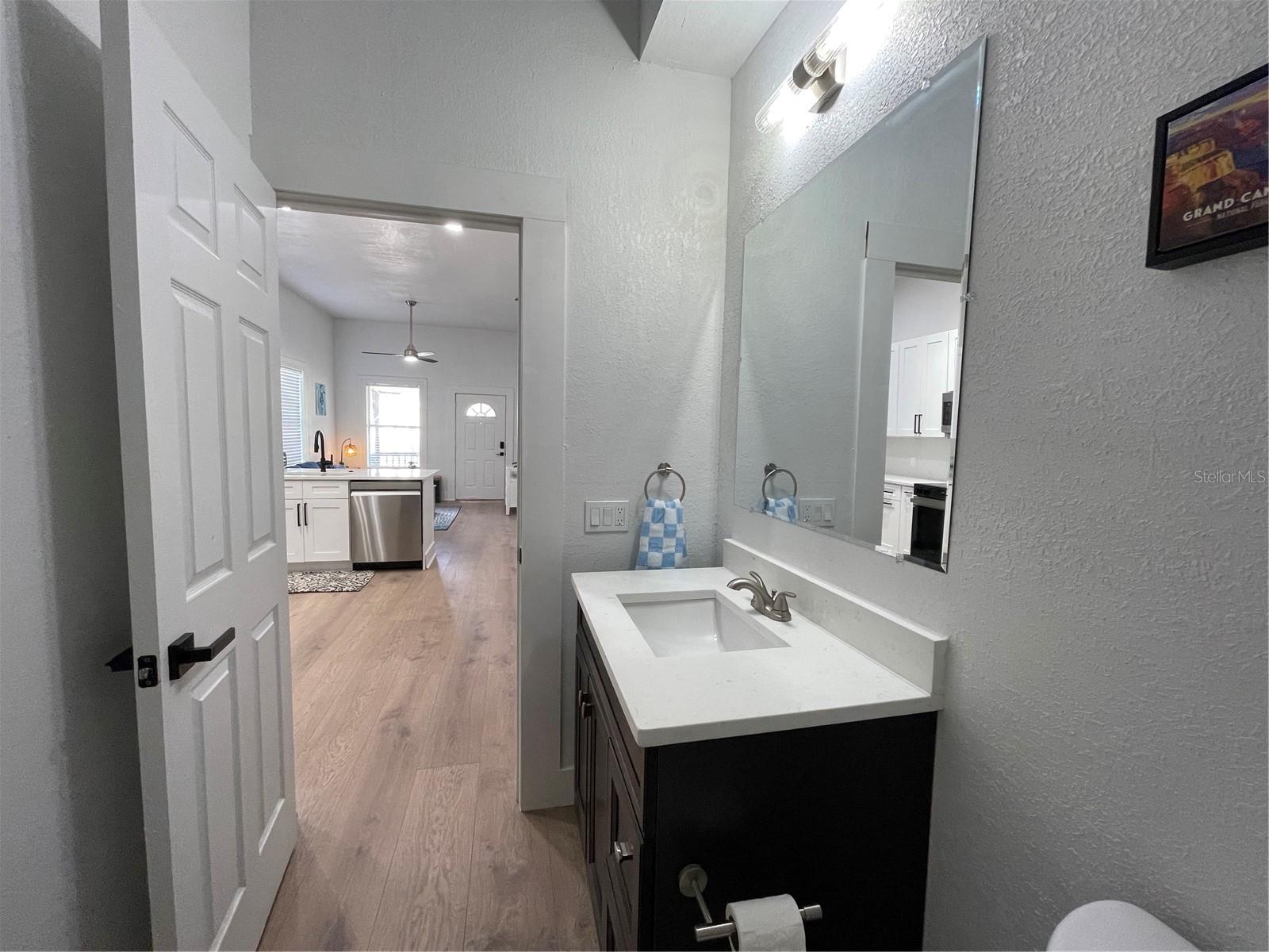 Image 8 of 15 For 1106 La Salle Street