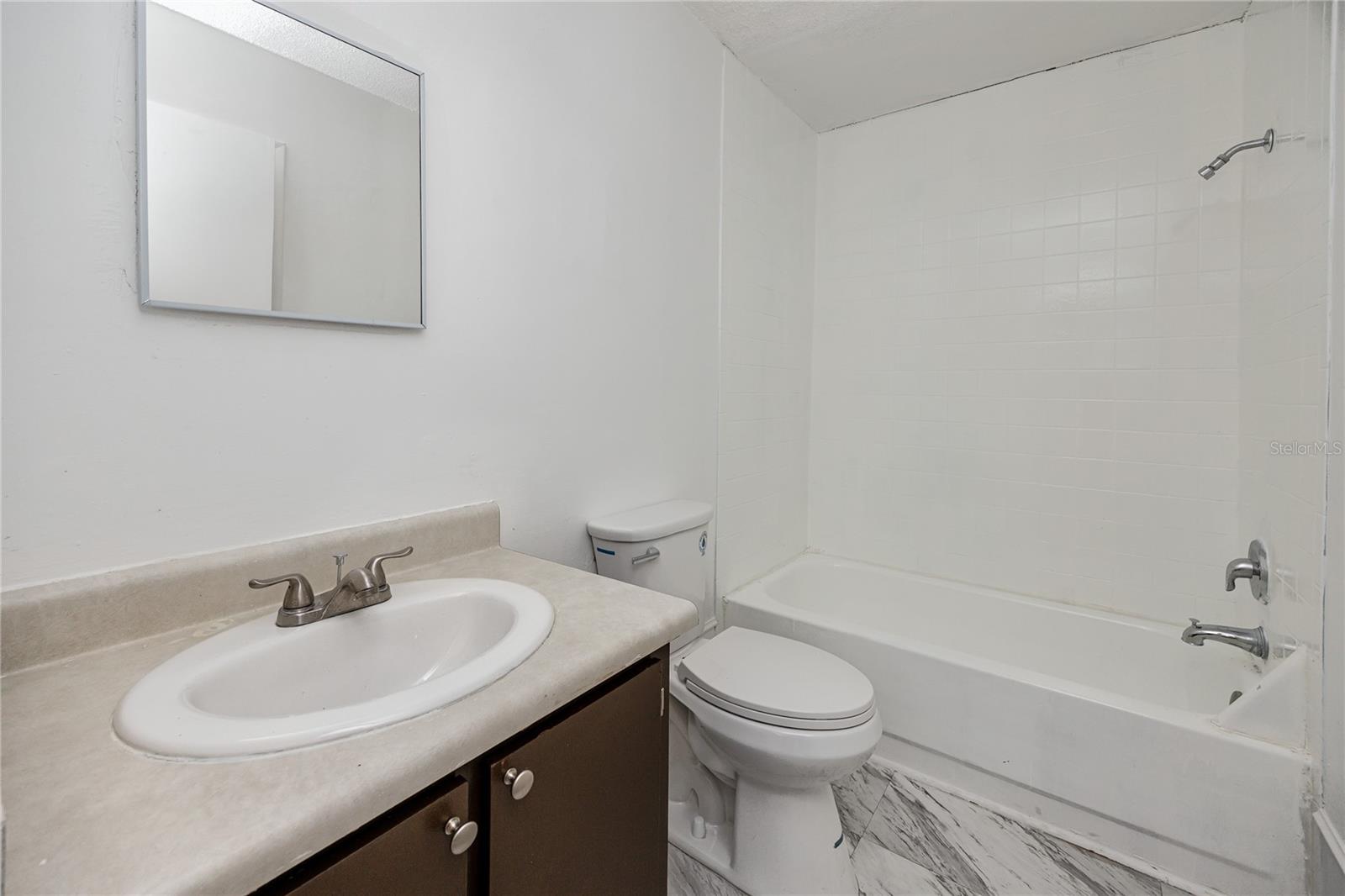 Image 28 of 43 For 14422 Reuter Strasse Circle 112