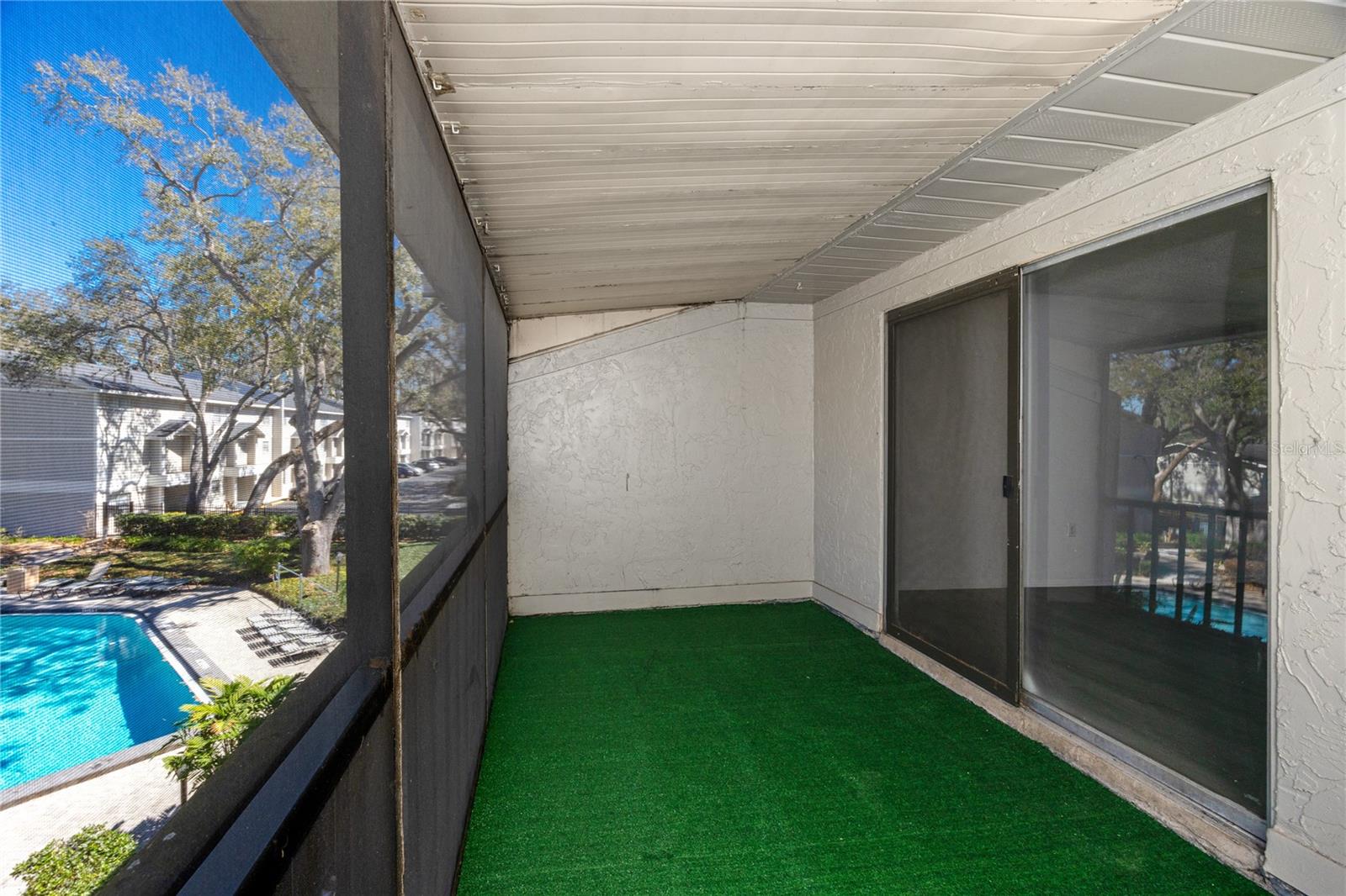 Image 38 of 43 For 14422 Reuter Strasse Circle 112