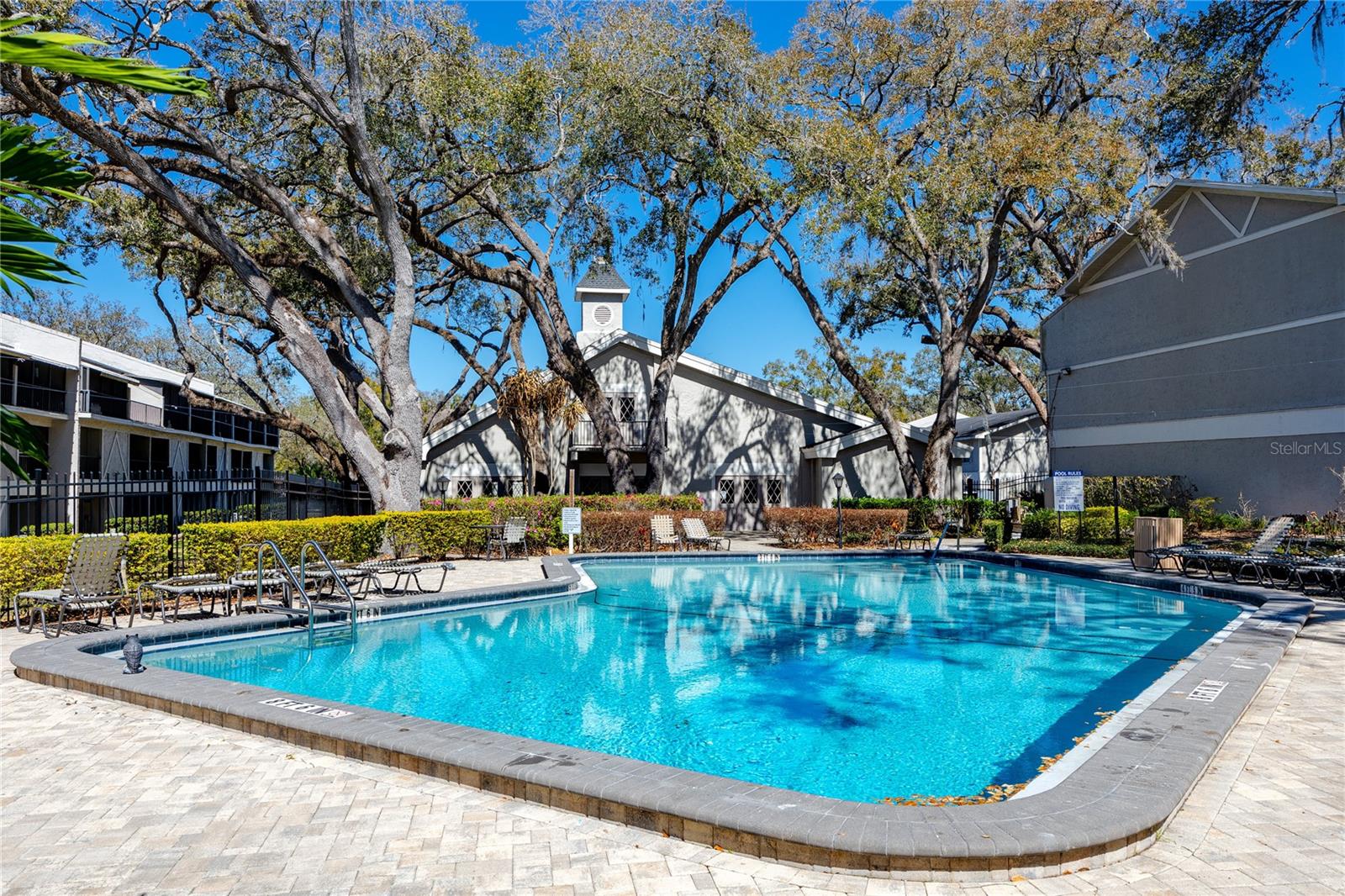 Image 5 of 43 For 14422 Reuter Strasse Circle 112