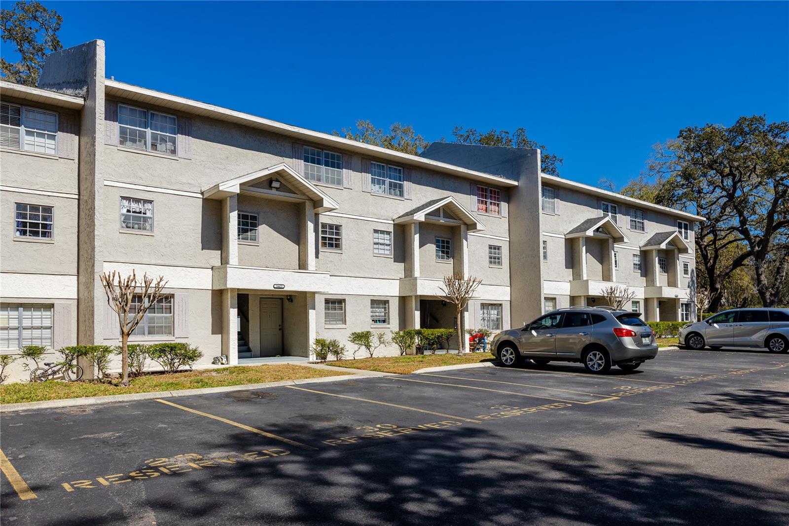 Image 7 of 43 For 14422 Reuter Strasse Circle 112