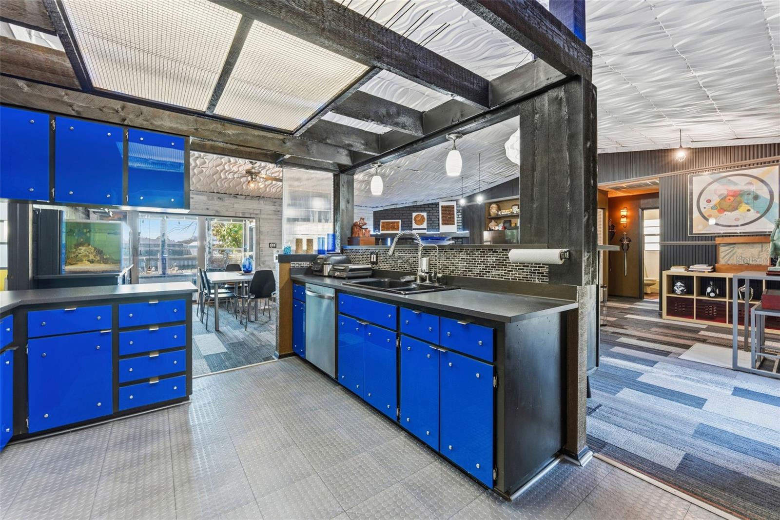 Image 13 of 46 For 10730 Drummond Road