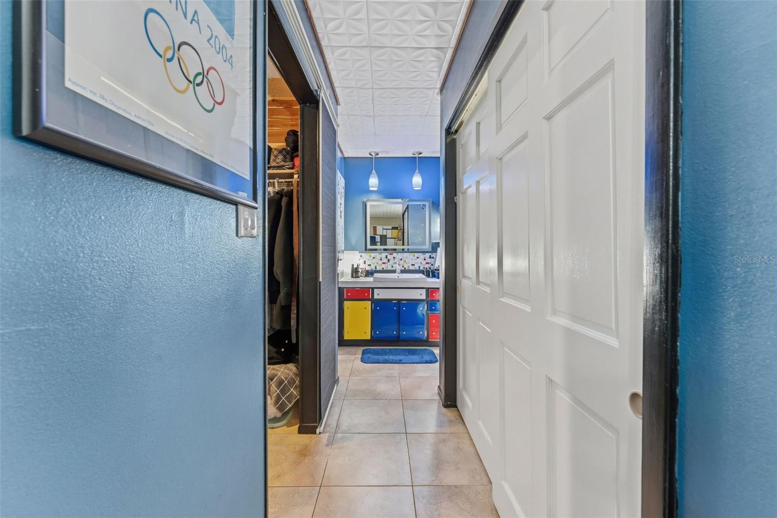 Image 17 of 46 For 10730 Drummond Road