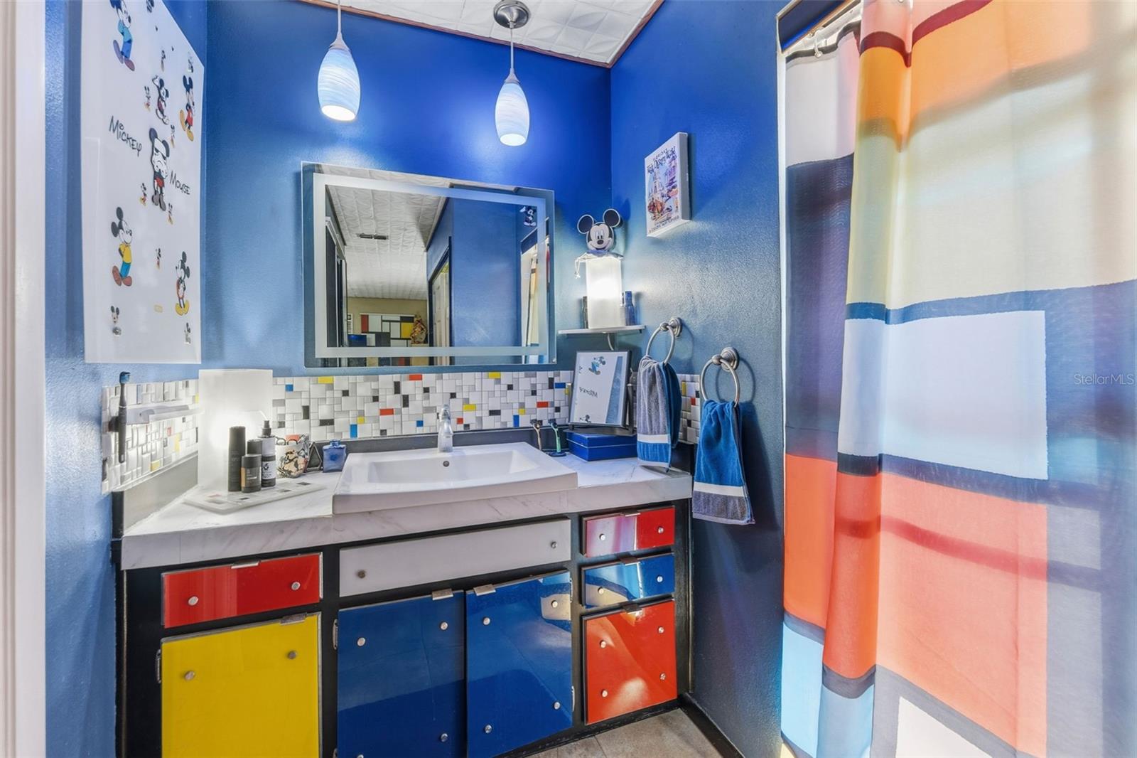 Image 18 of 46 For 10730 Drummond Road