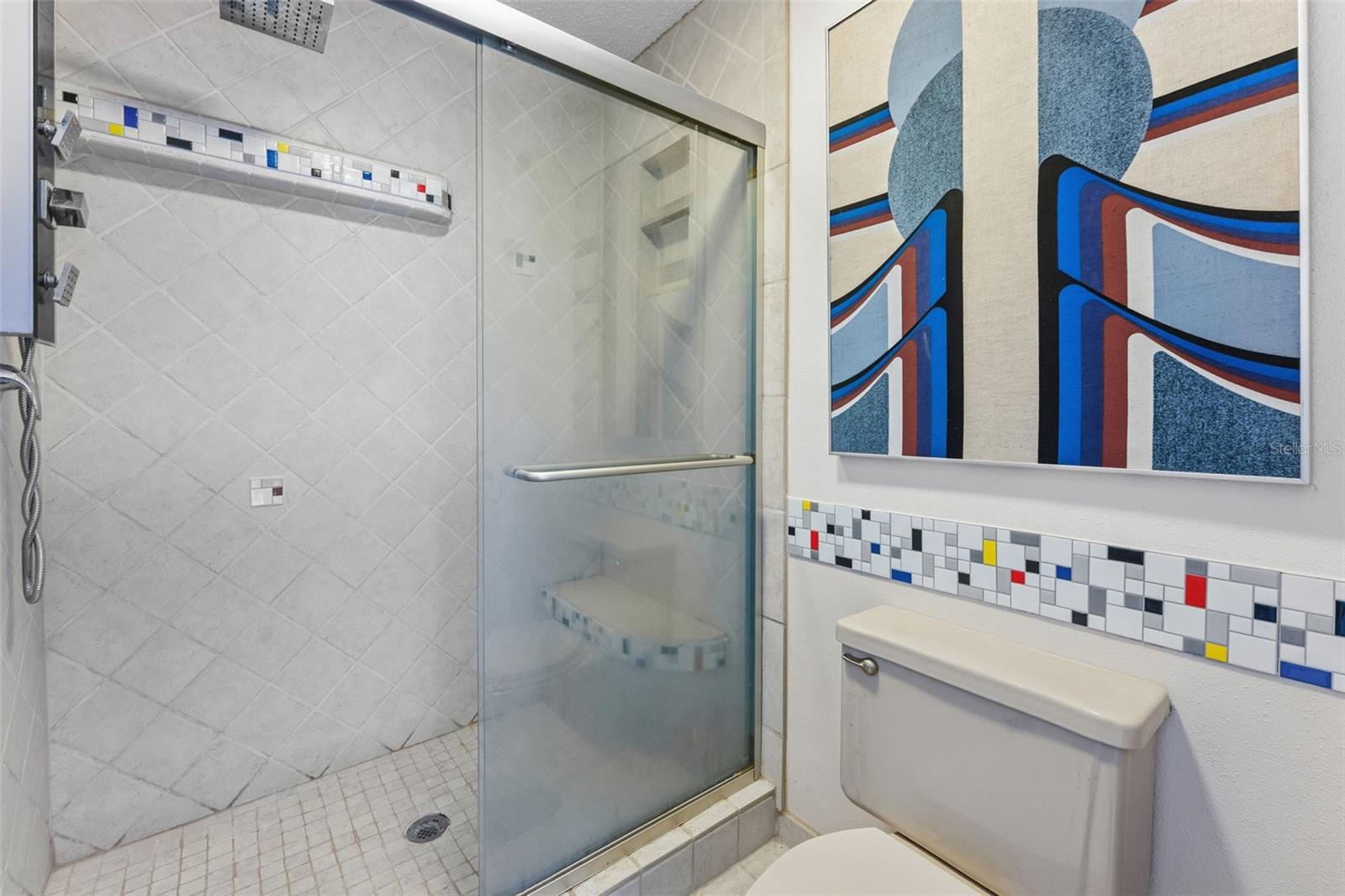 Image 19 of 46 For 10730 Drummond Road