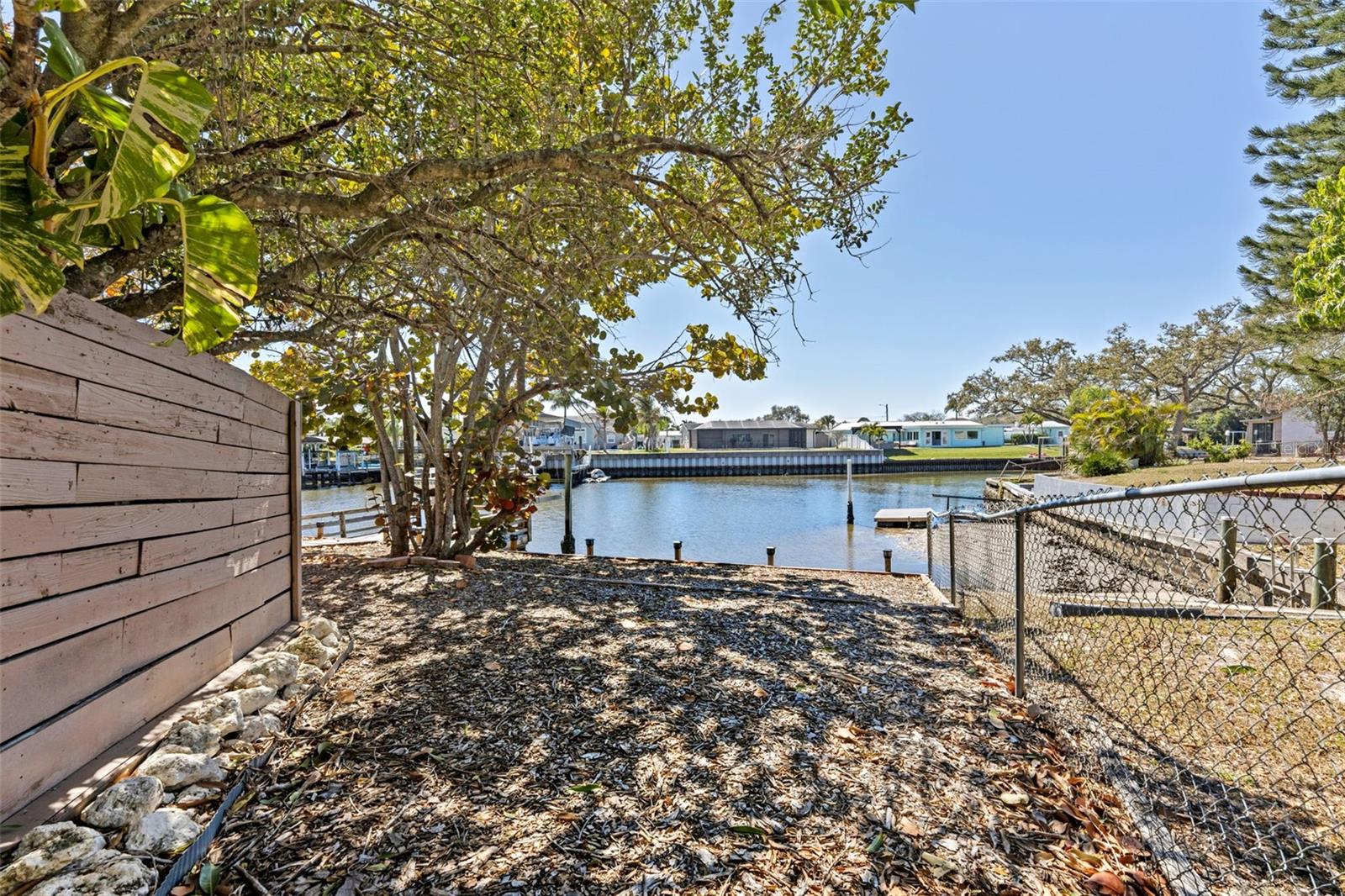 Image 30 of 46 For 10730 Drummond Road