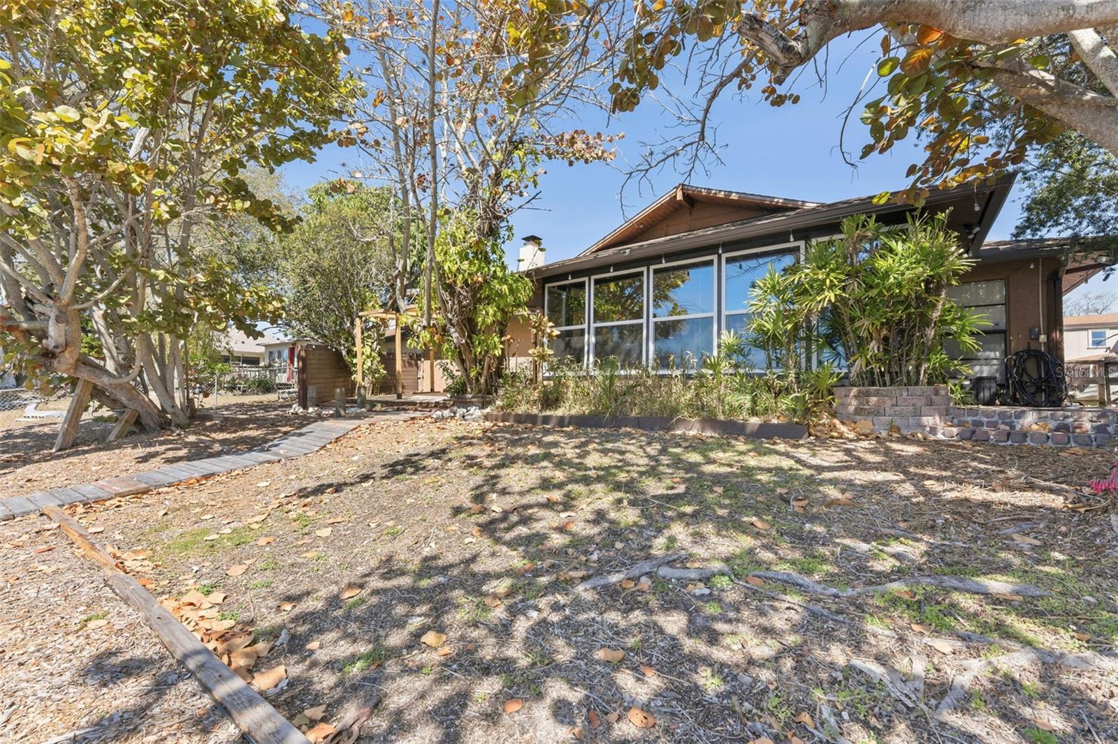 Image 32 of 46 For 10730 Drummond Road