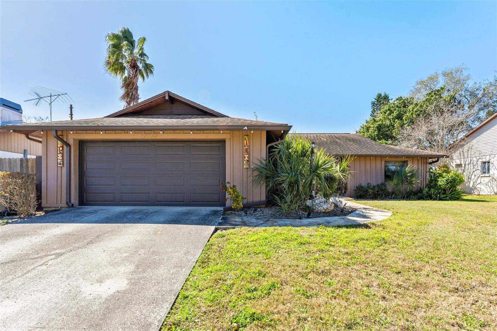 Image 41 of 46 For 10730 Drummond Road