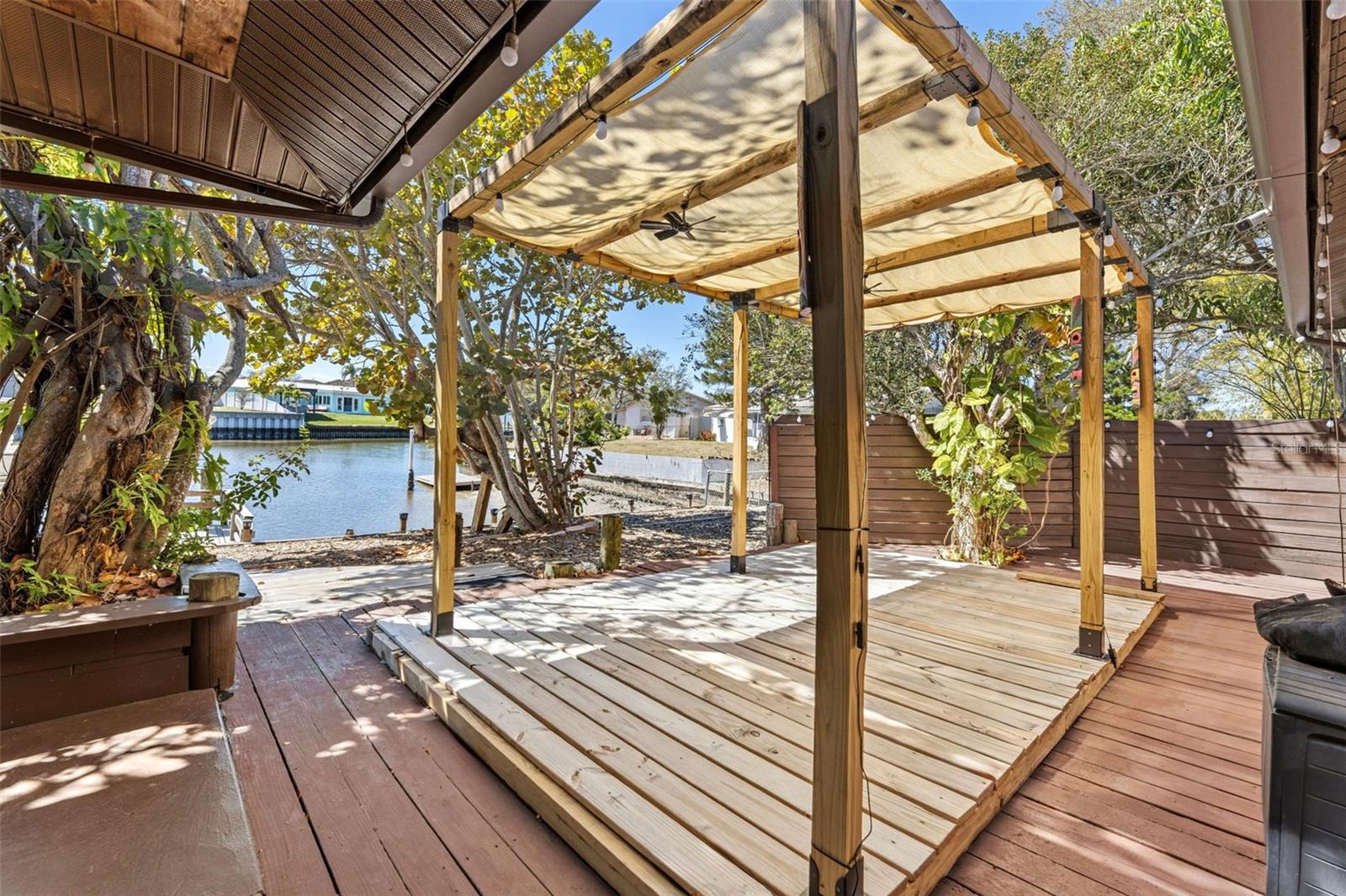 Image 6 of 46 For 10730 Drummond Road