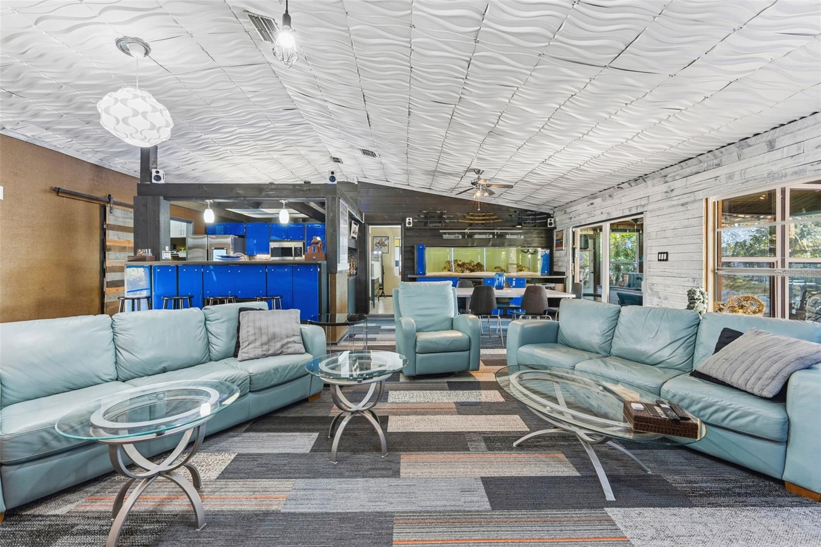 Image 9 of 46 For 10730 Drummond Road