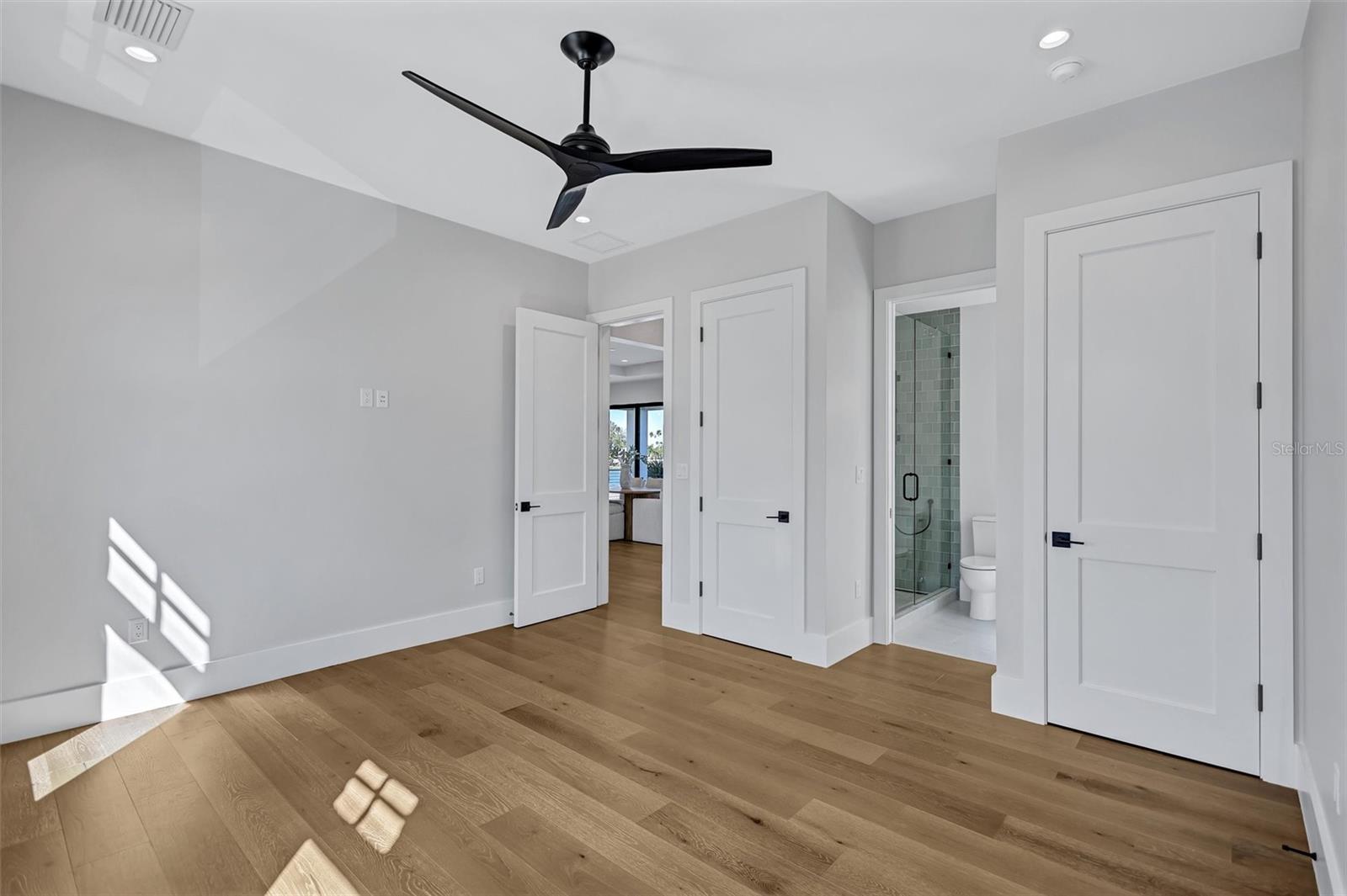 Image 33 of 68 For 3105 Pass A Grille Way