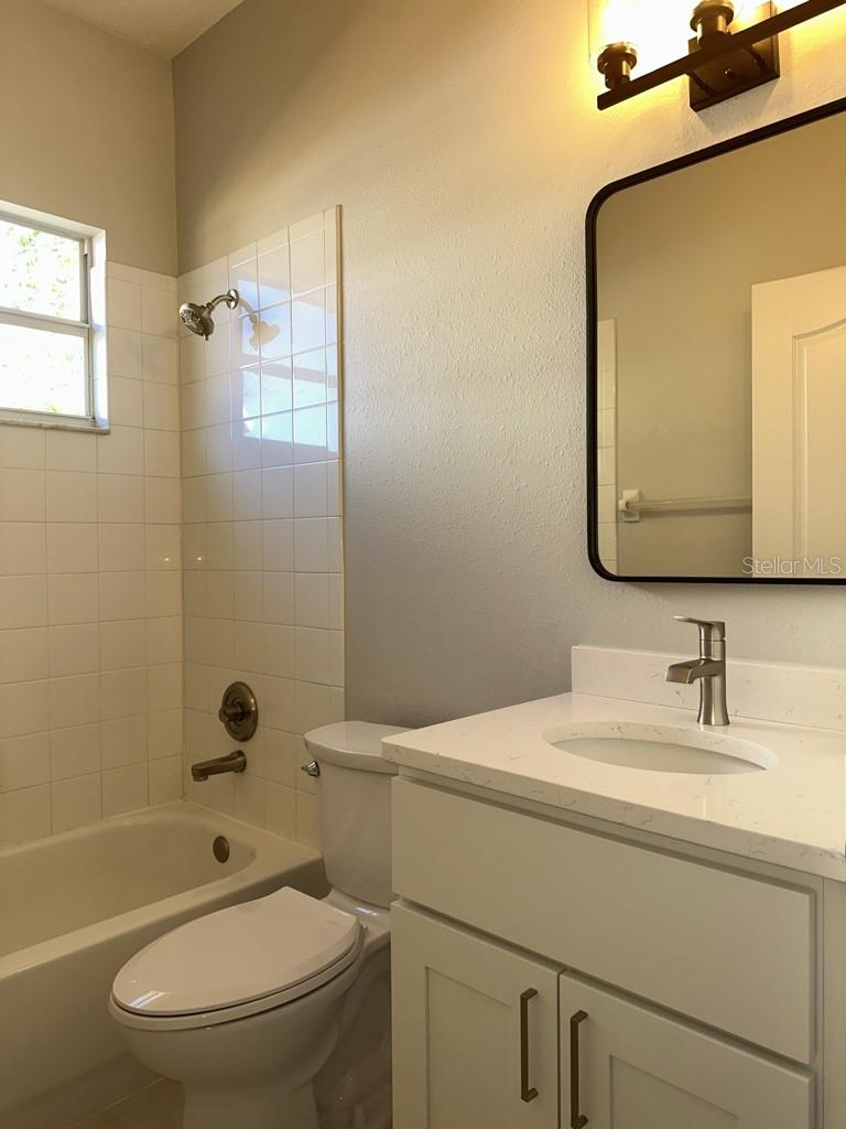 Image 16 of 21 For 1329 Avonwood Court