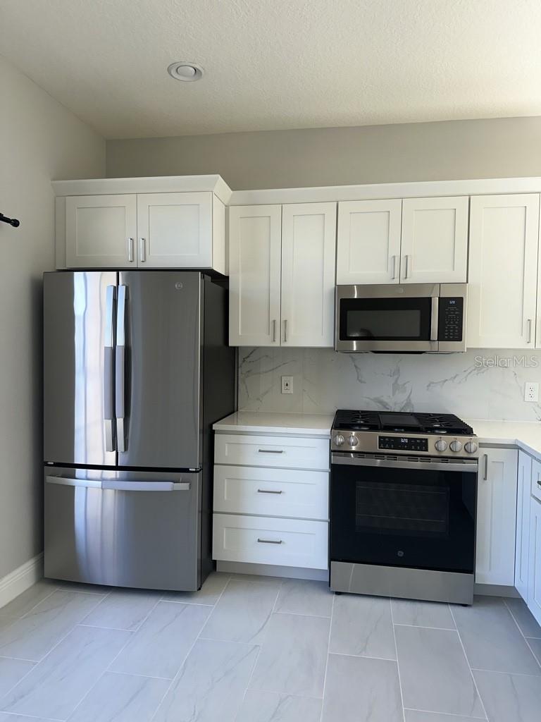 Image 2 of 21 For 1329 Avonwood Court