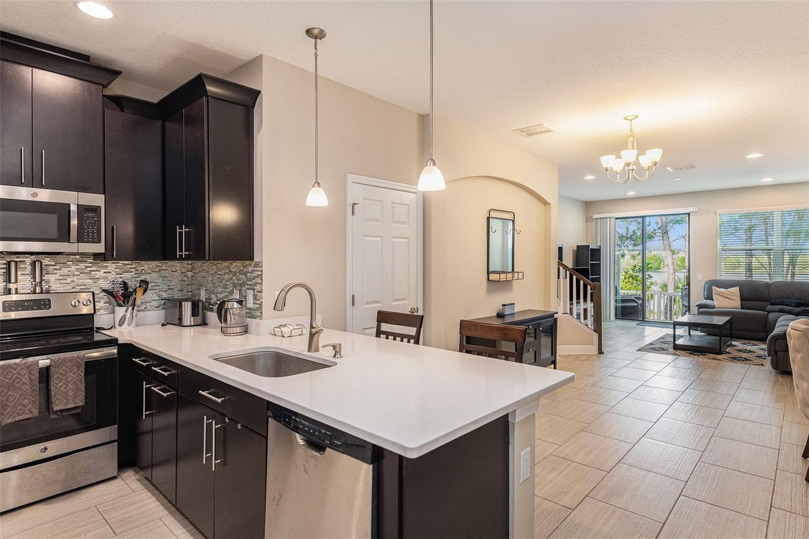 Image 7 of 32 For 9152 Fox Sparrow Road