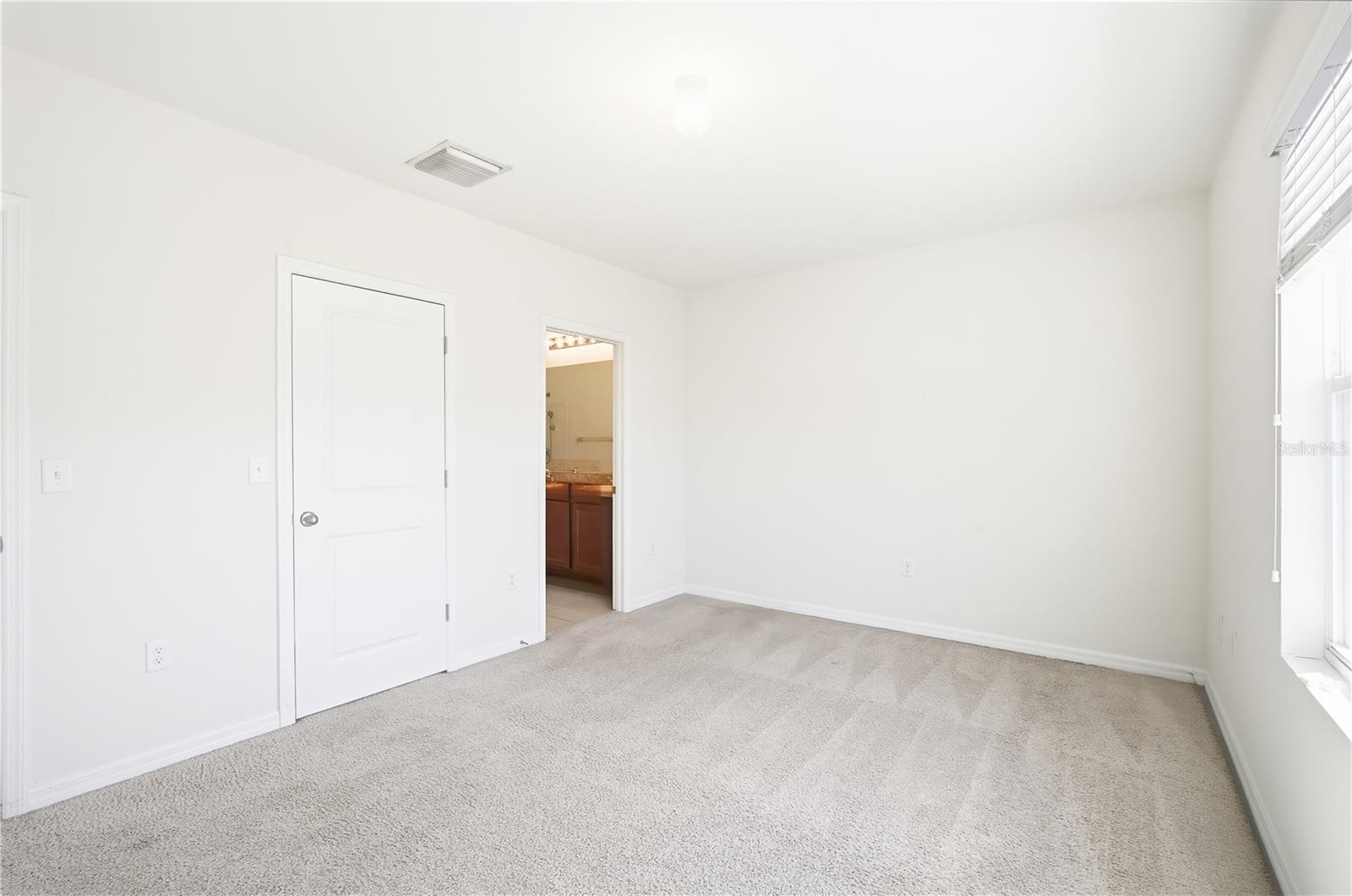 Image 15 of 28 For 8986 Indigo Trail Loop