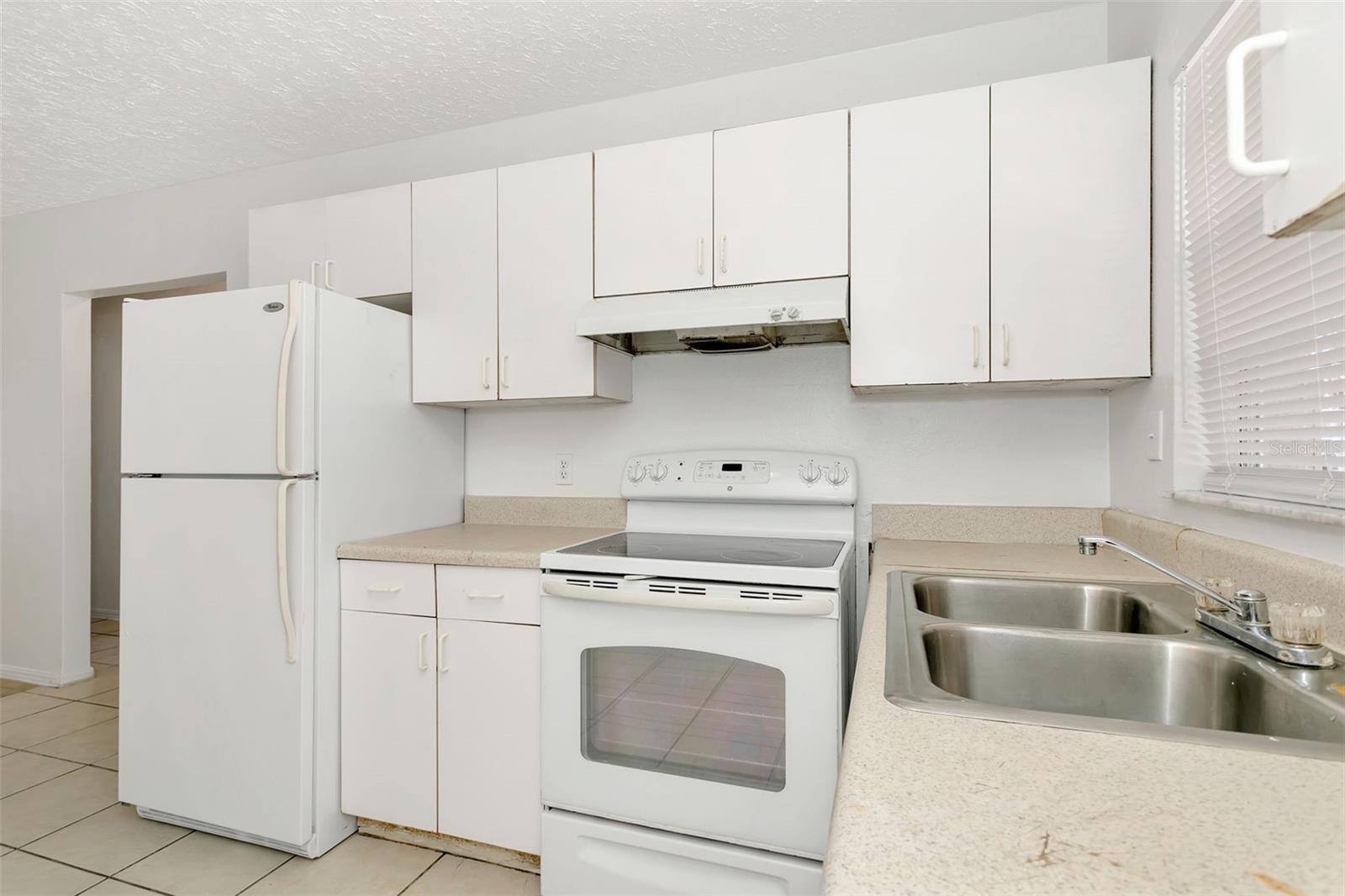 Image 10 of 30 For 810 21st Avenue W