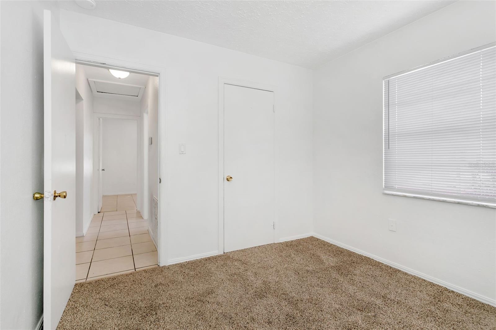 Image 13 of 30 For 810 21st Avenue W