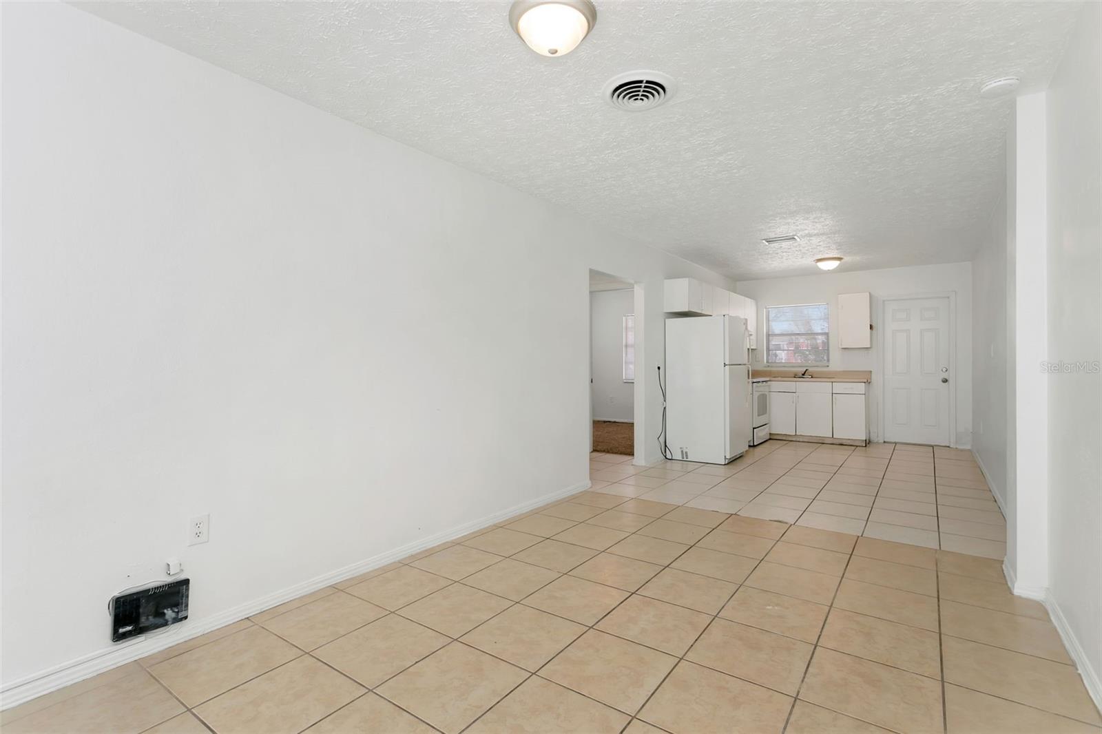 Image 5 of 30 For 810 21st Avenue W