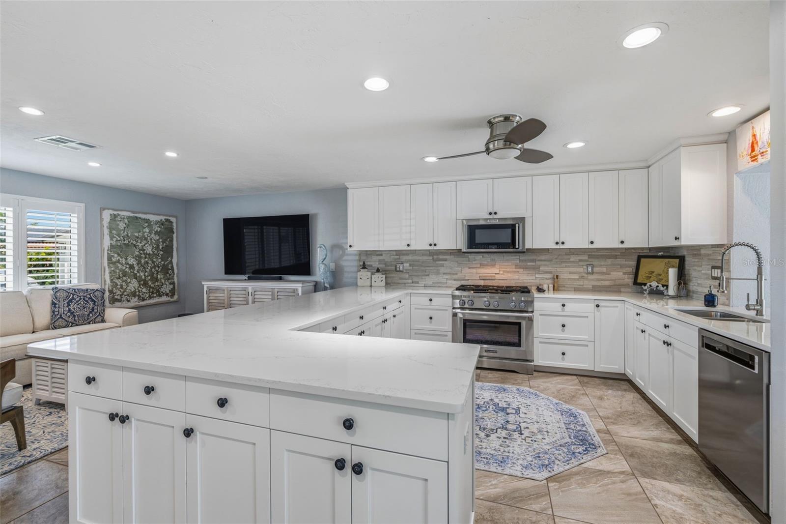 Image 14 of 46 For 4310 40th Street S