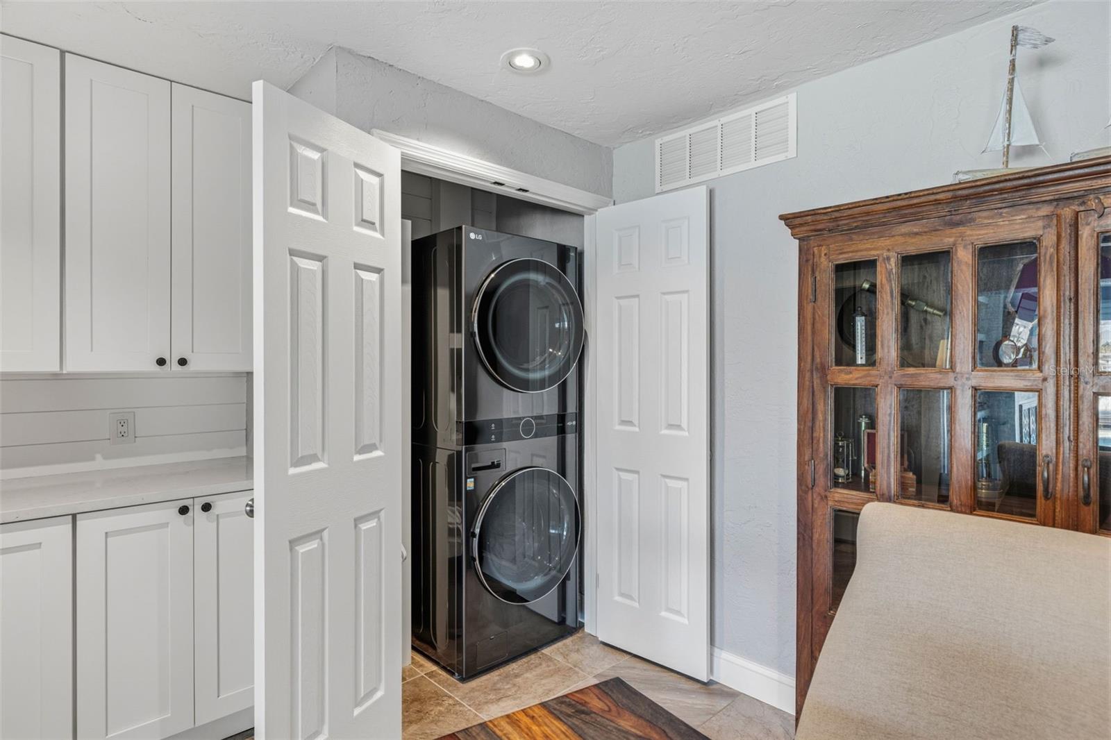 Image 32 of 46 For 4310 40th Street S