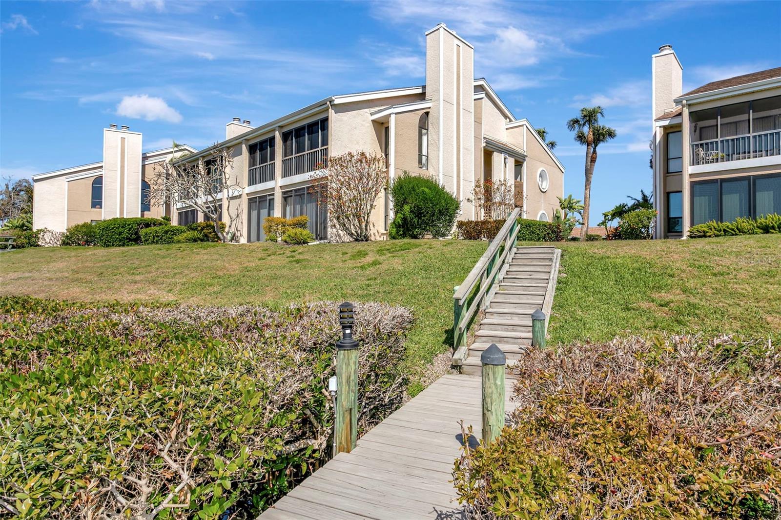 Image 8 of 41 For 8734 54th Avenue W 8734