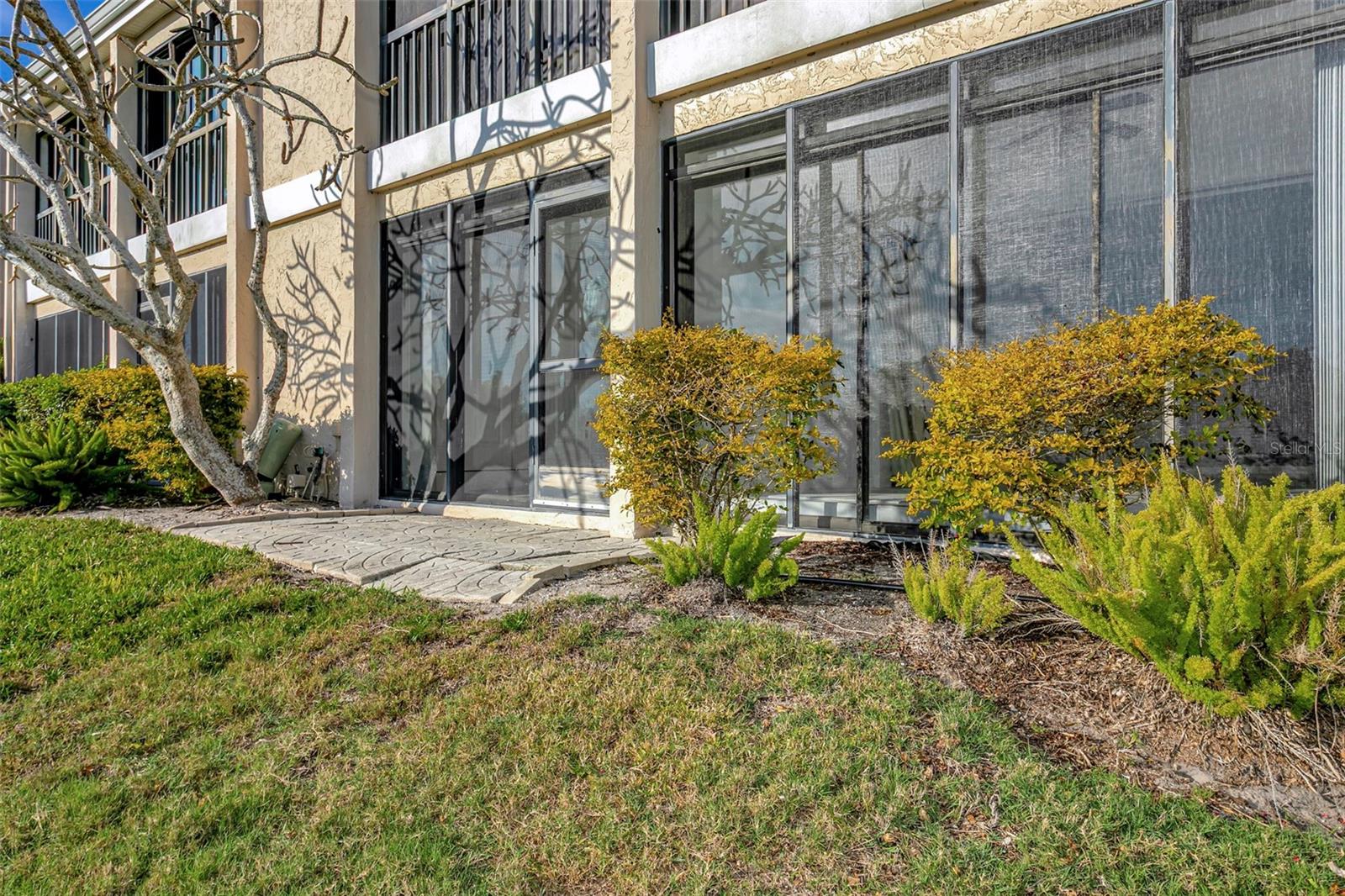 Image 9 of 41 For 8734 54th Avenue W 8734