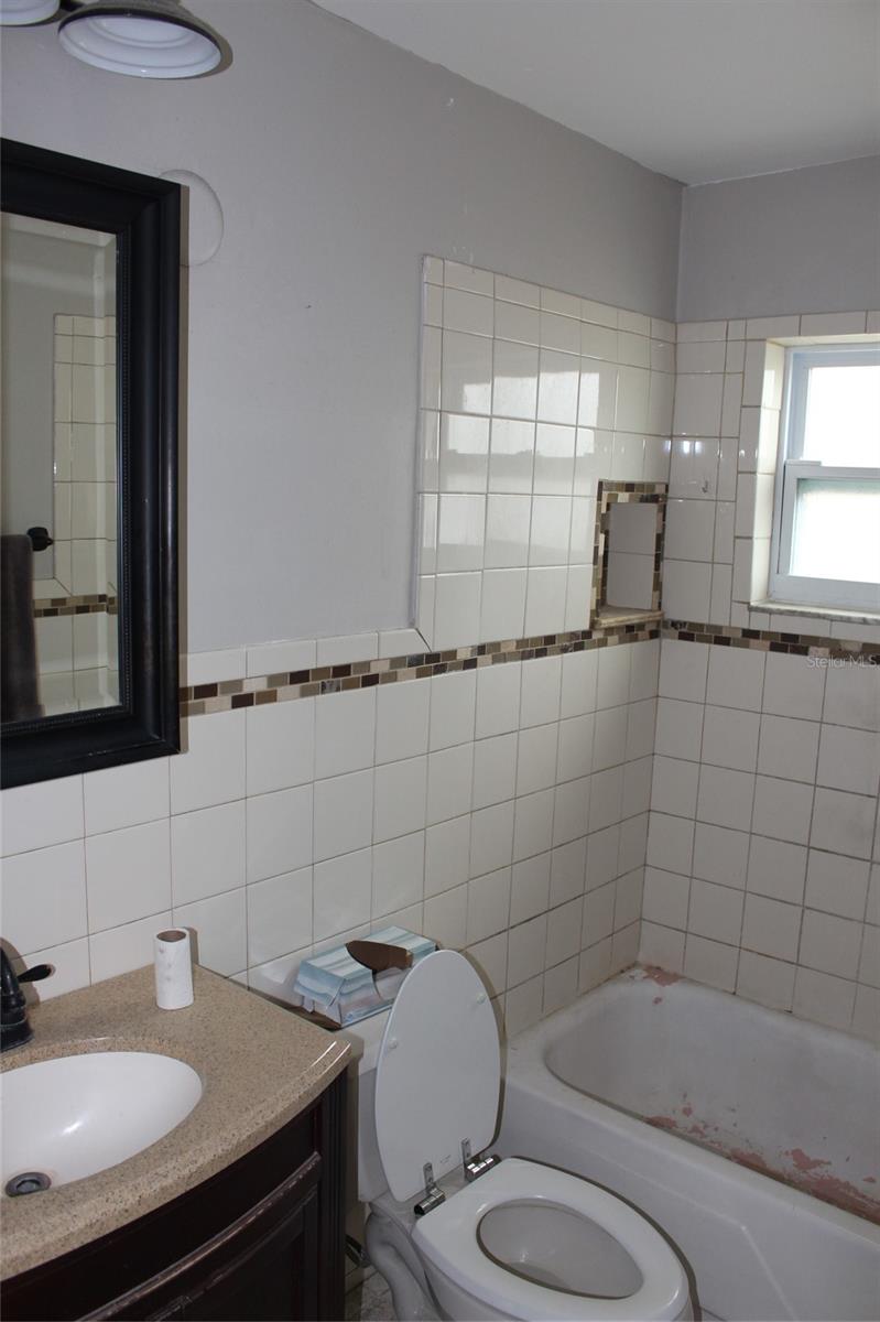 Image 12 of 17 For 8120 7th Street N