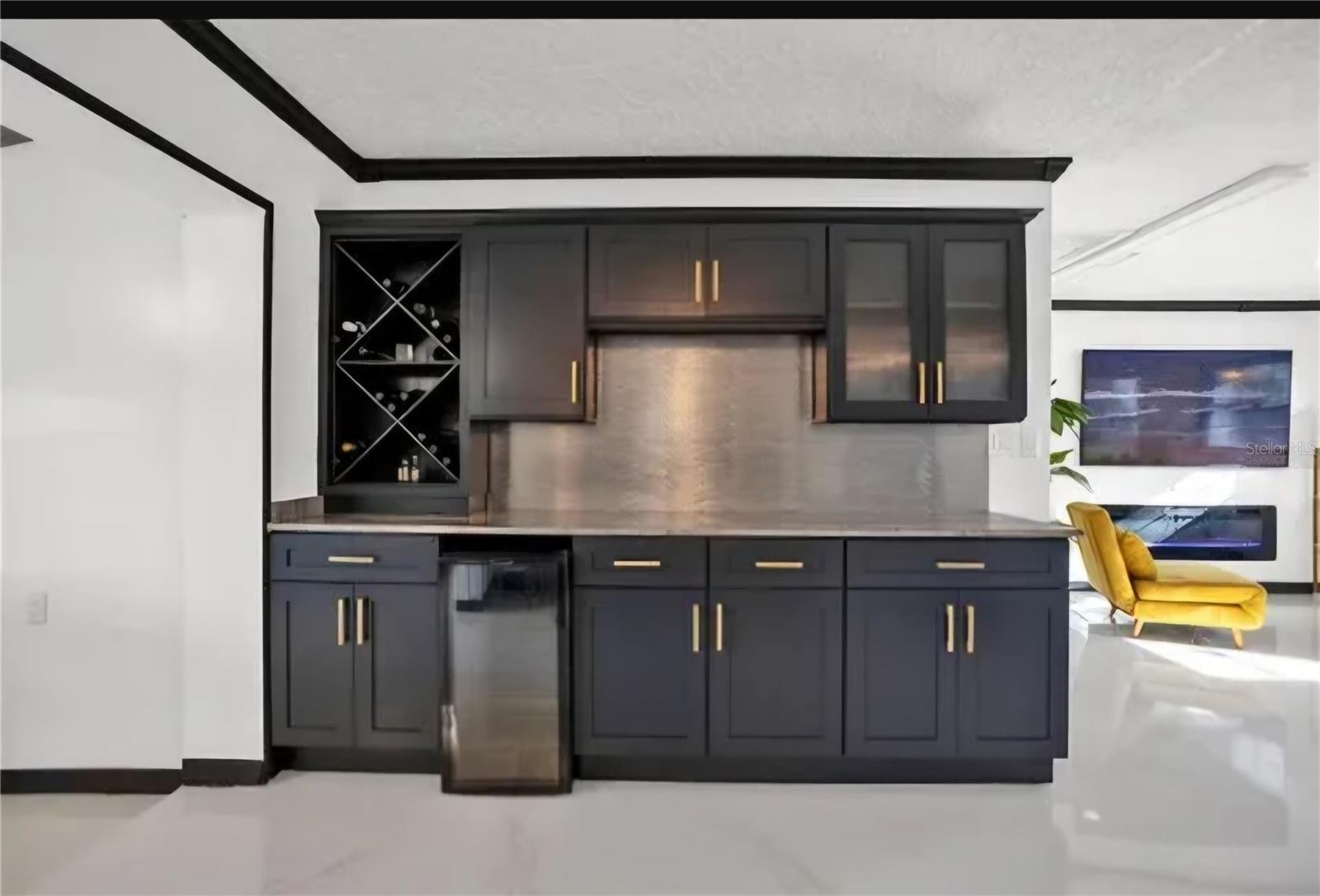 Image 10 of 17 For 5564 63rd Way N