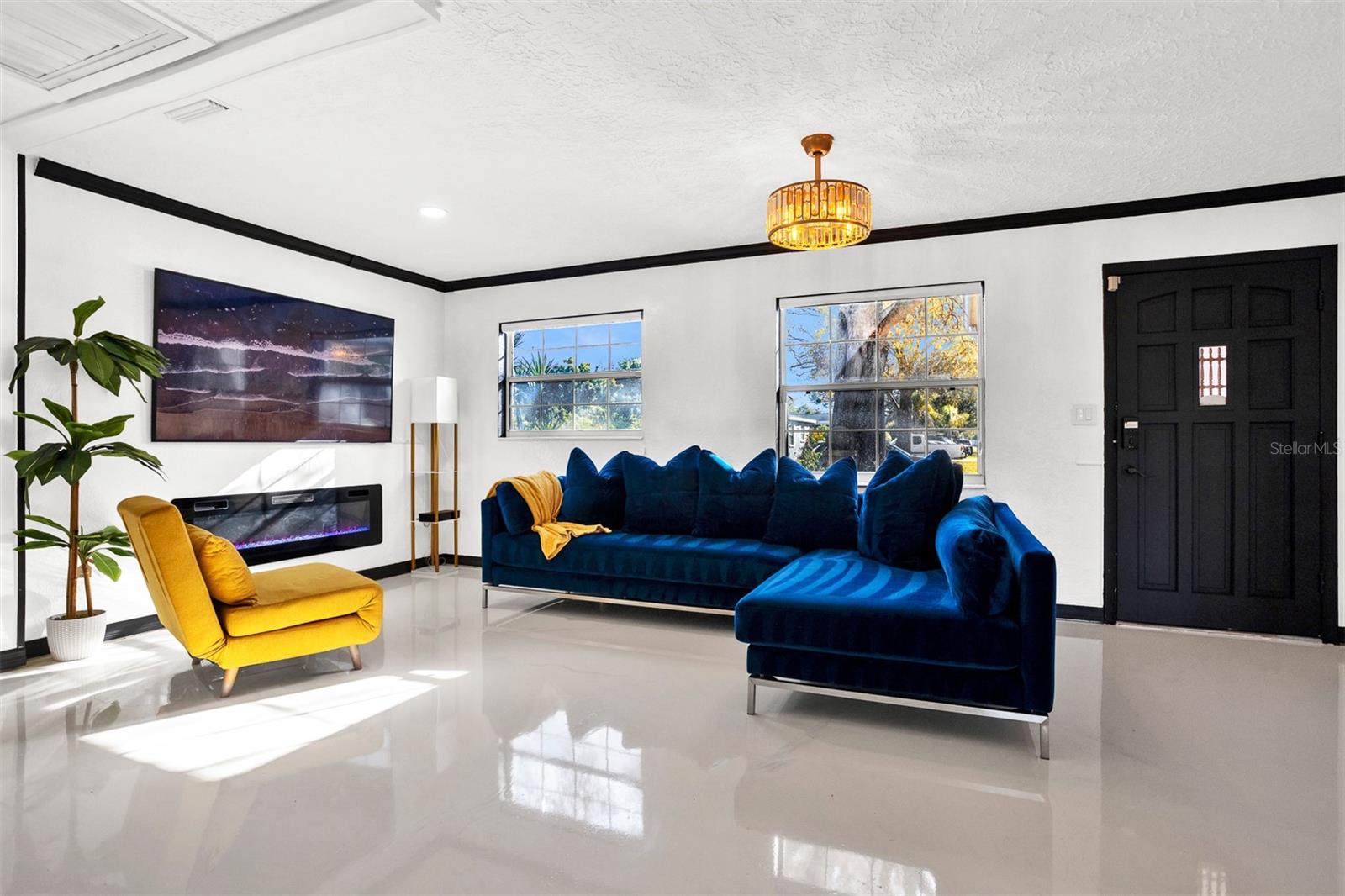 Image 6 of 17 For 5564 63rd Way N