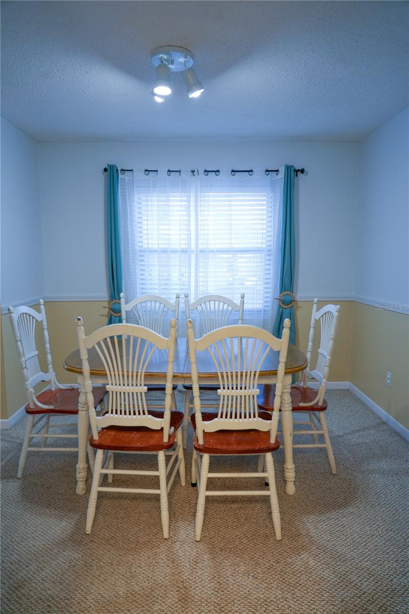 Image 11 of 33 For 1210 Redbud Street