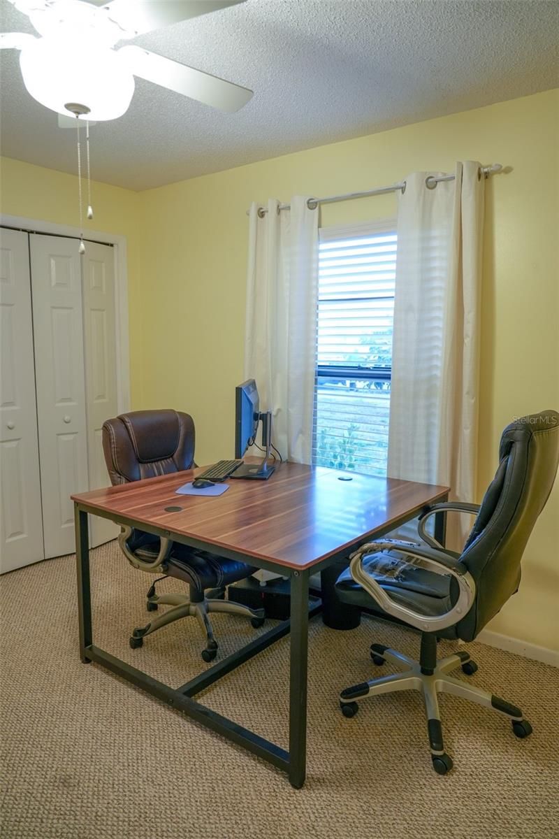 Image 26 of 33 For 1210 Redbud Street