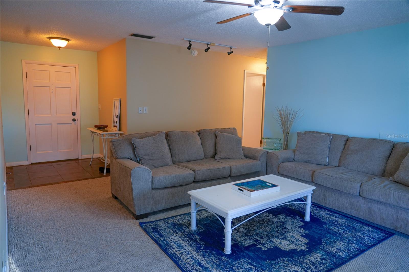 Image 8 of 33 For 1210 Redbud Street