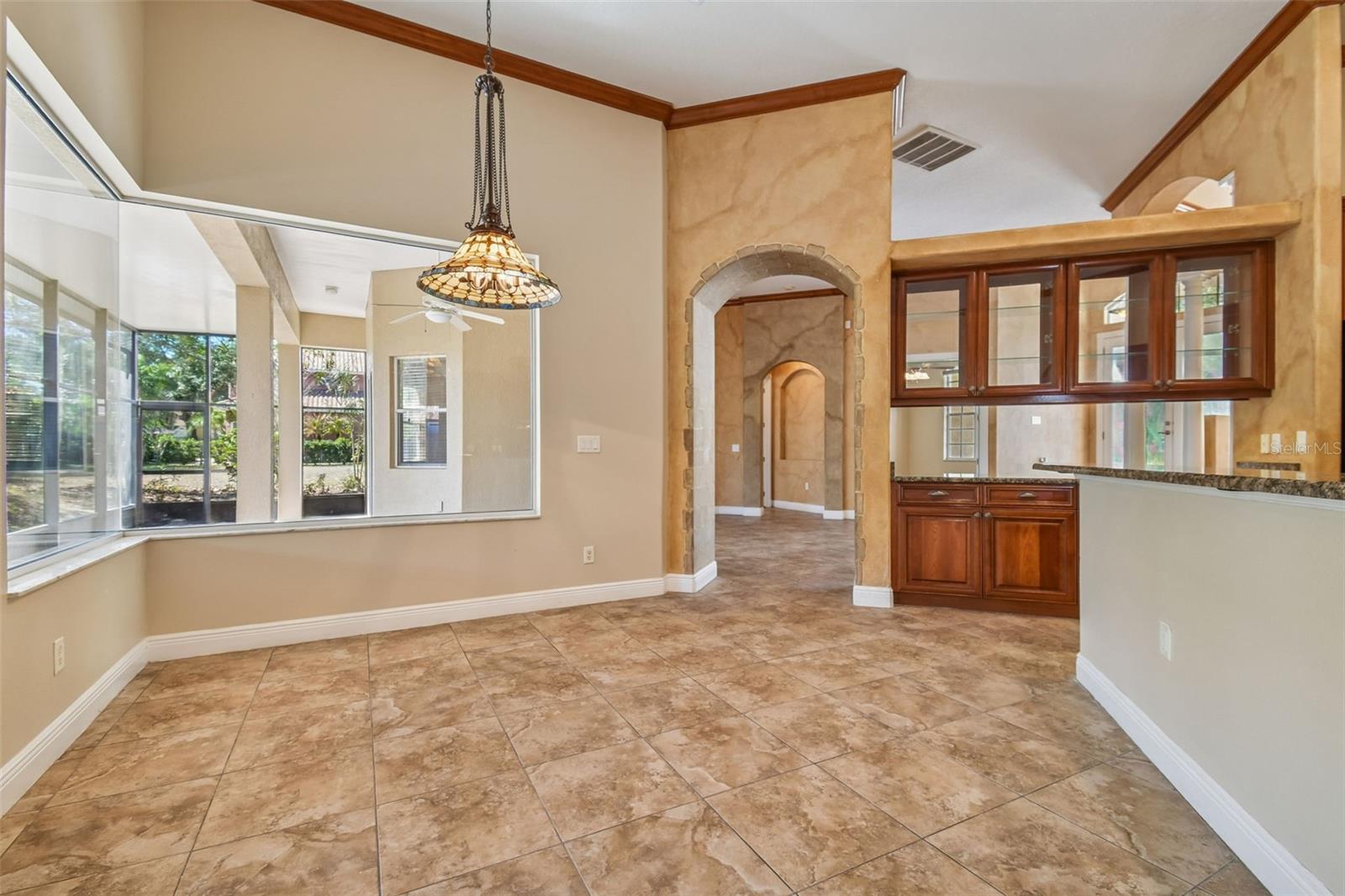 Image 15 of 88 For 614 Vintage Way