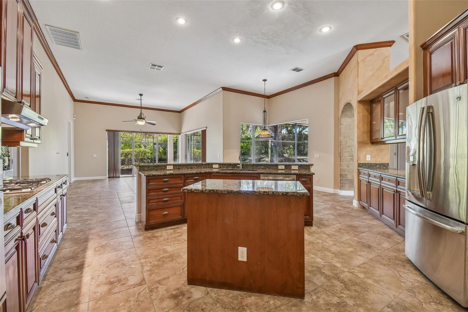 Image 18 of 88 For 614 Vintage Way