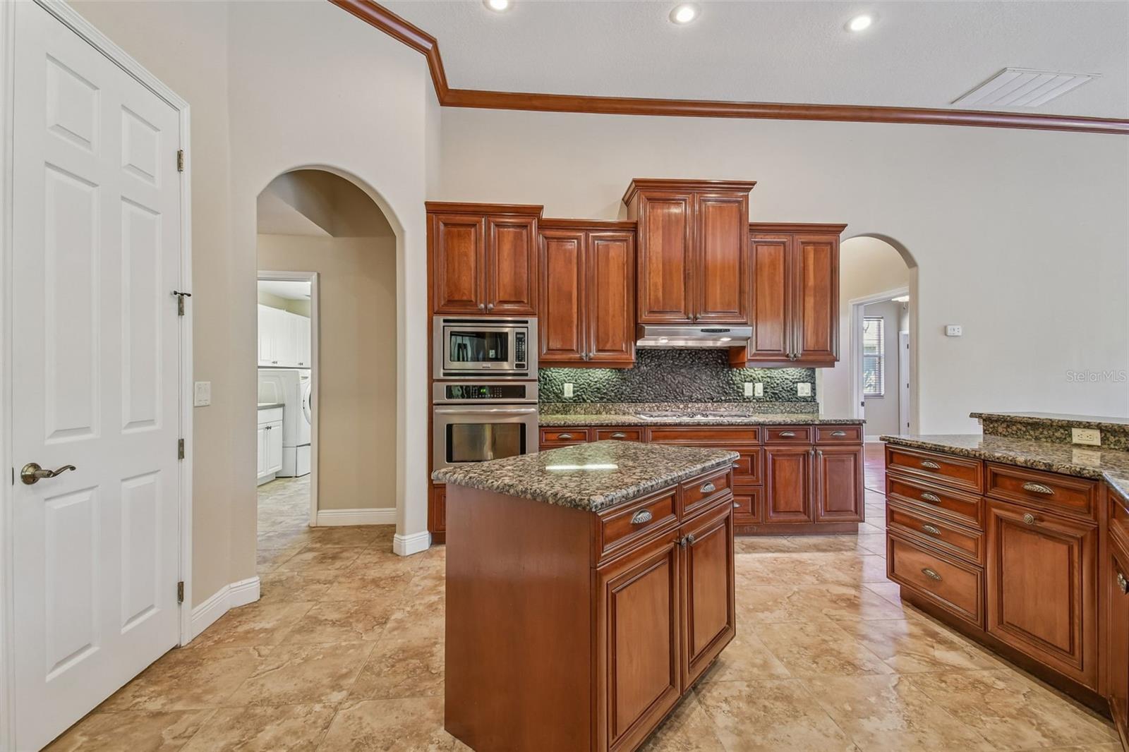 Image 20 of 88 For 614 Vintage Way