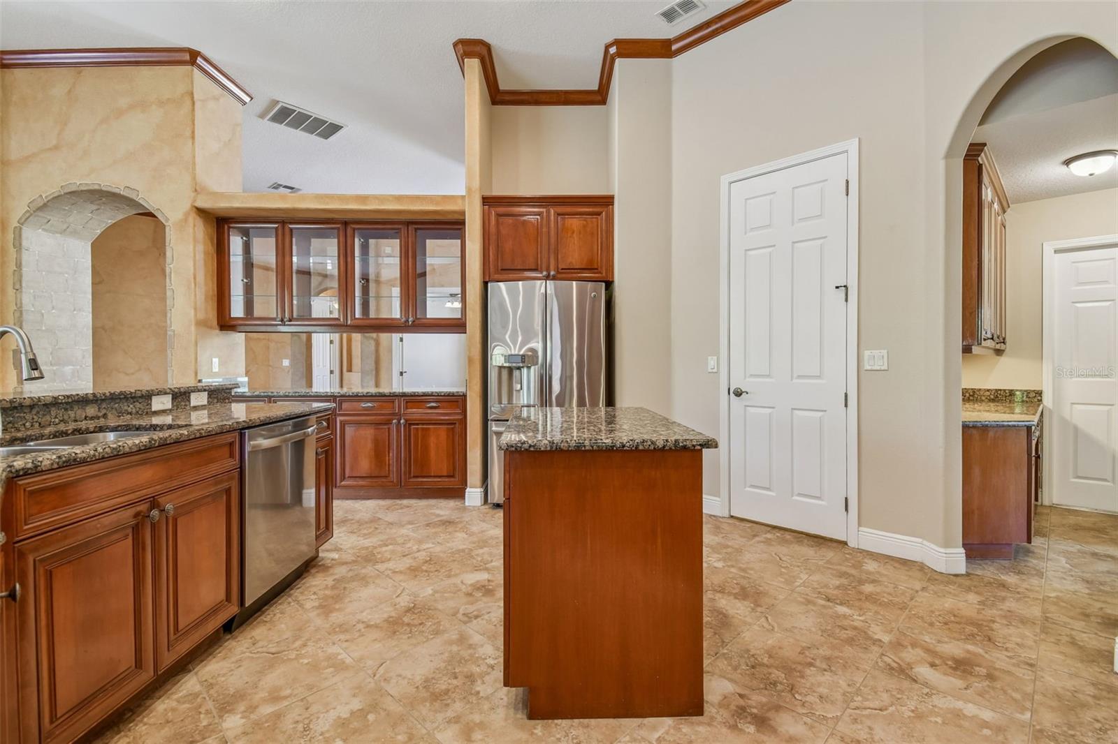 Image 24 of 88 For 614 Vintage Way